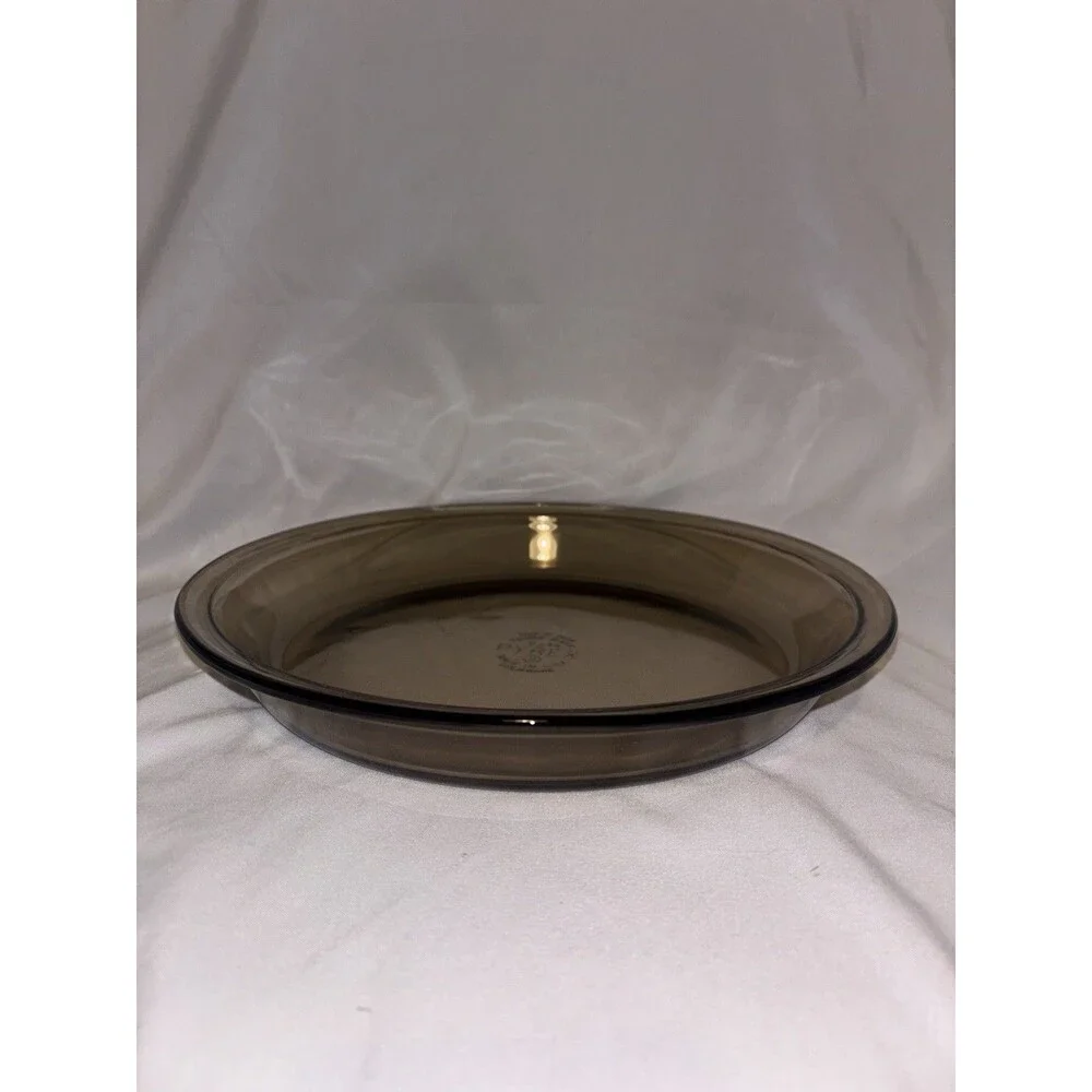 Vintage Pyrex Amber and Clear 9 Inch Round Pie Plate Glass Baking Dish Lot of 2